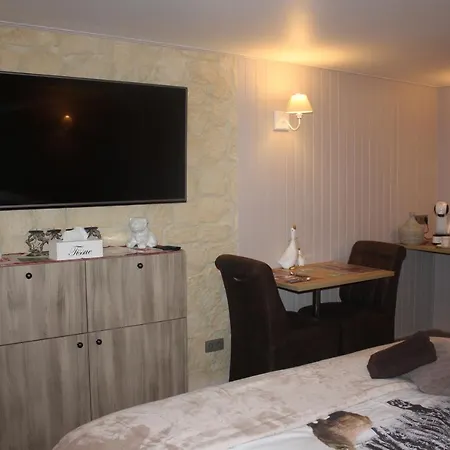 La Riviere Du Bien Etre Bed & Breakfast