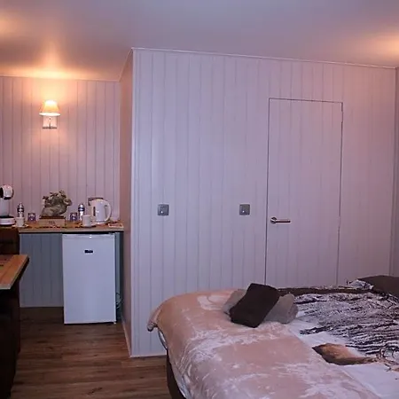 Bed & Breakfast La Riviere Du Bien Etre 4*